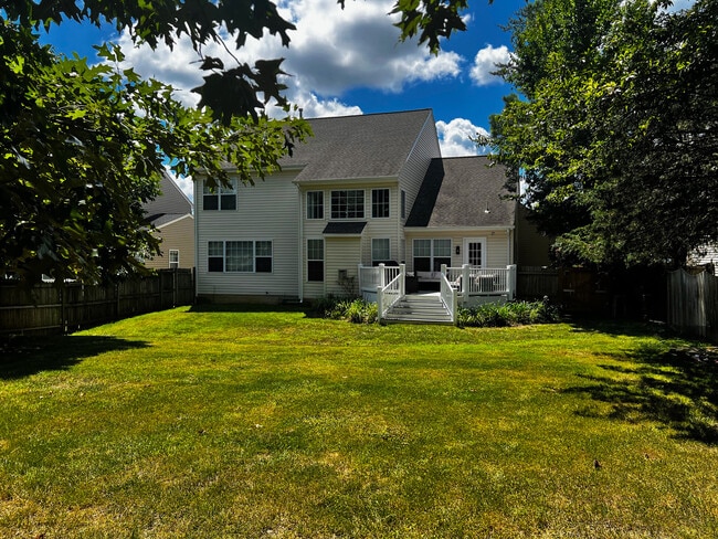 Building Photo - 9255 Glen Meadow Ln