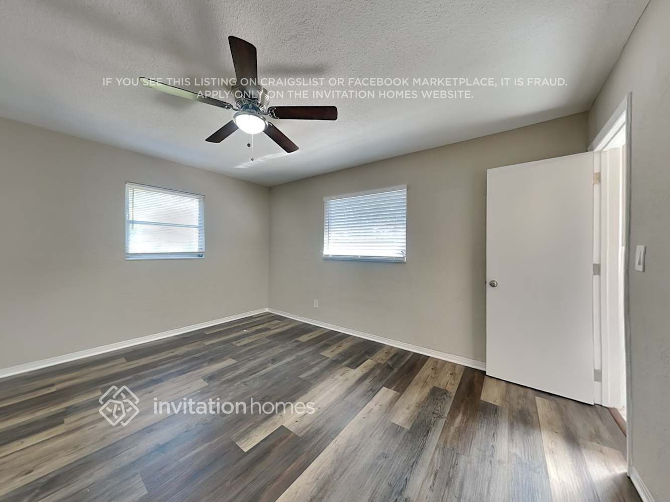 Building Photo - 3944 Porpoise Dr SE
