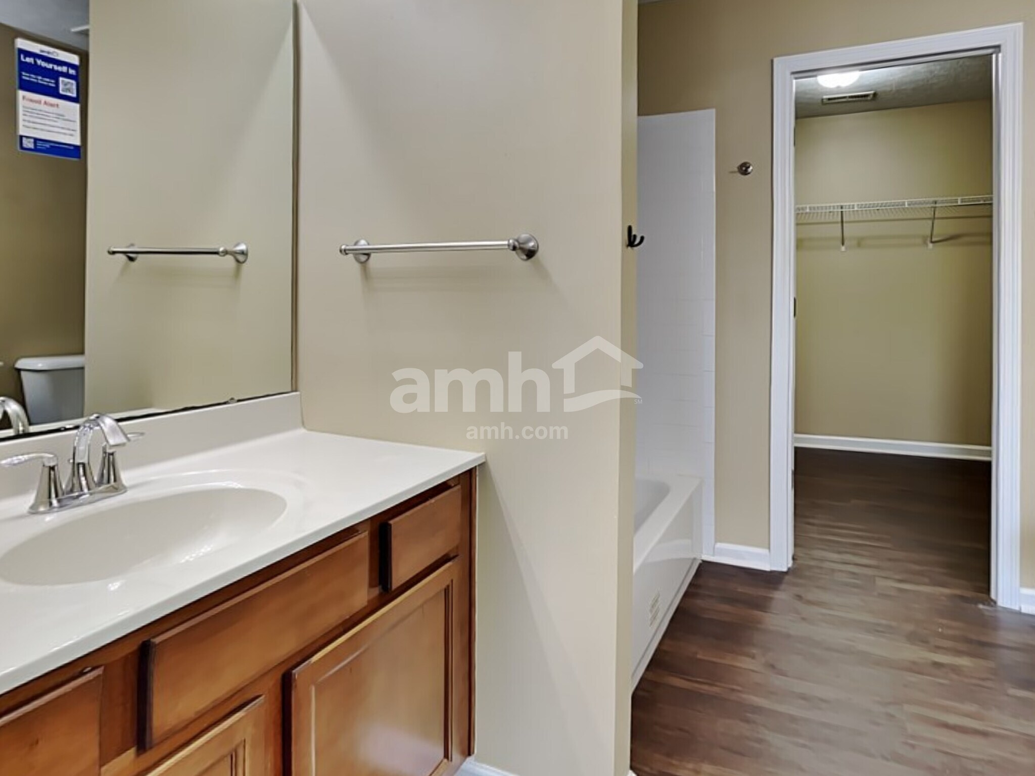 Building Photo - 111 Covey Pl