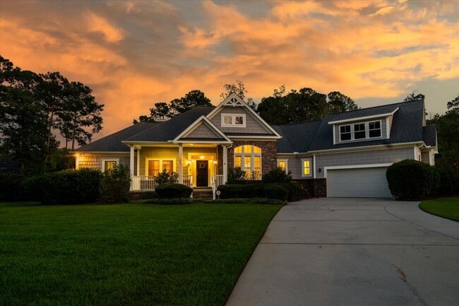 Building Photo - 1005 Mt Whitney Dr