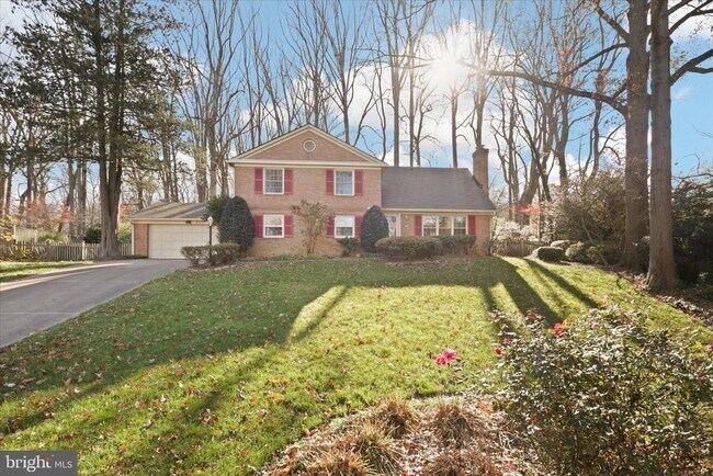 Building Photo - 6543 Cedarwood Ct