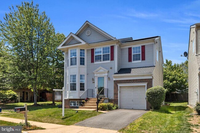 Building Photo - 6802 Dewars Way