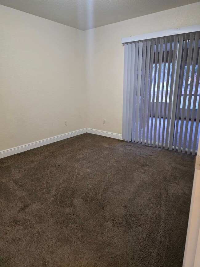 Building Photo - 3/2 Townhome in Inverness!!!