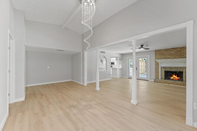 Building Photo - 3902 Marywood Dr