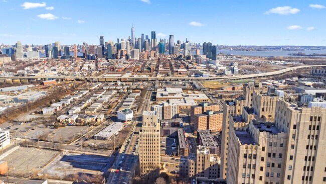 Building Photo - 4 Beacon Way