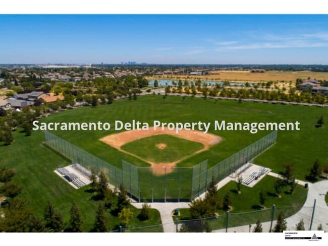 Building Photo - 2bed/2.5bath Model Home in West Sac Development