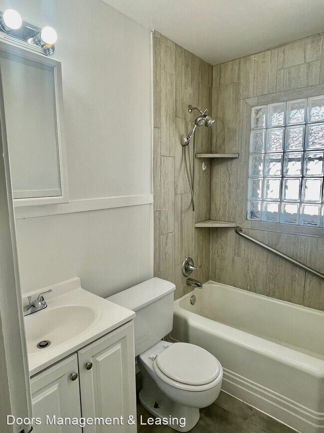Building Photo - 3 br, 2 bath House - 3302 31st Street