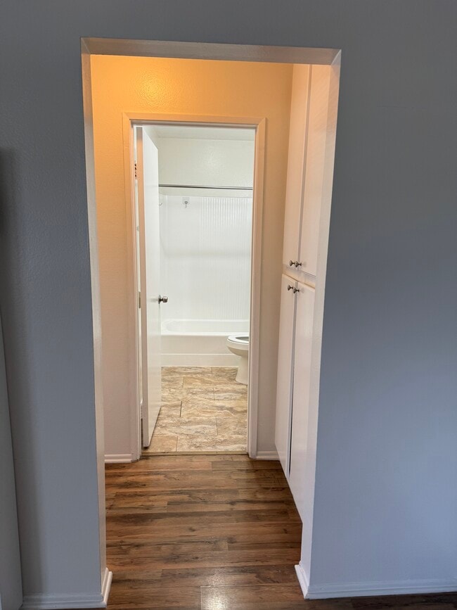 Building Photo - 5075 Atlantic Ave