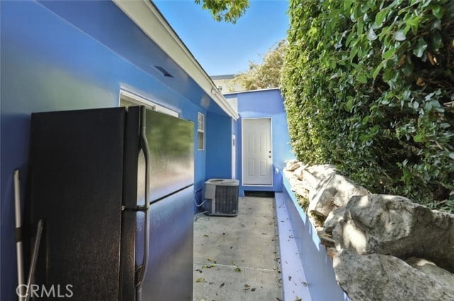 Building Photo - 414 N Gertruda Ave