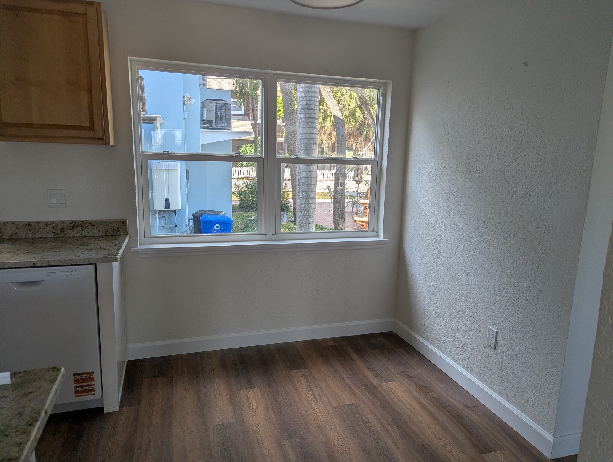 Building Photo - 2706 Pass a Grille Way