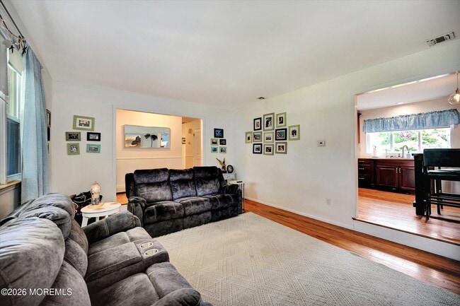 Building Photo - 855 Derry Dr