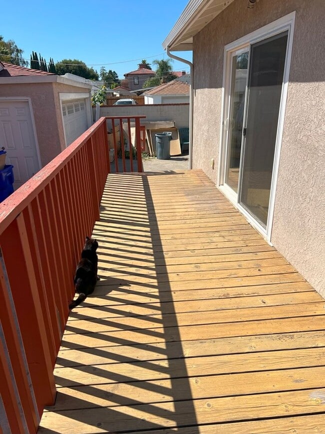 Building Photo - Beautiful 4bd/2ba in desireable neighborho...