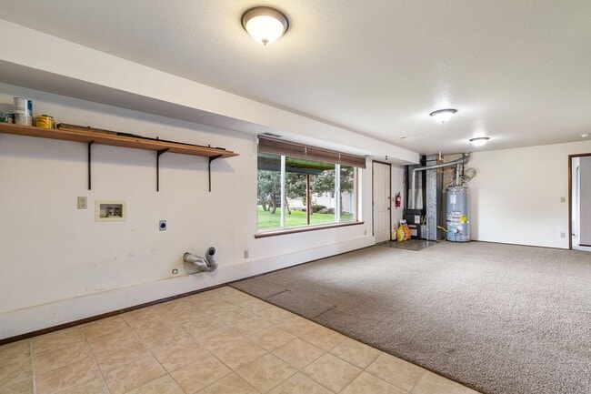 Building Photo - 197 Bay Lyn Dr