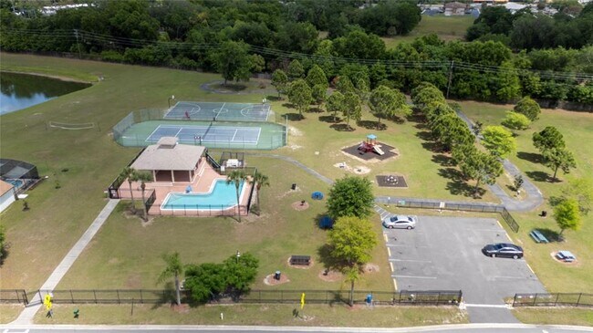 Building Photo - 4855 Kingston Cir