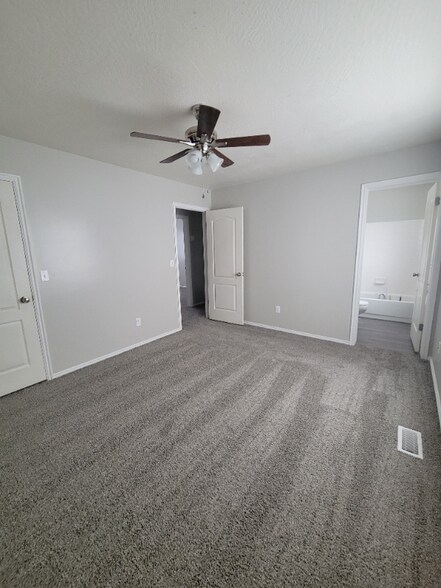 Building Photo - 3495 W 8070 S