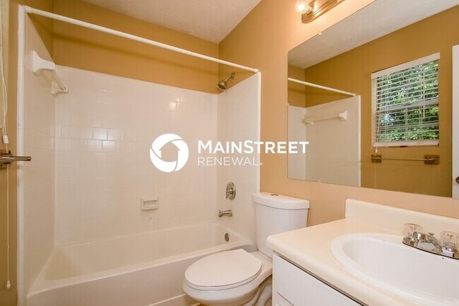Building Photo - 3 Bedroom Pet-Friendly Home in Lithonia, GA with Main Street Renewal