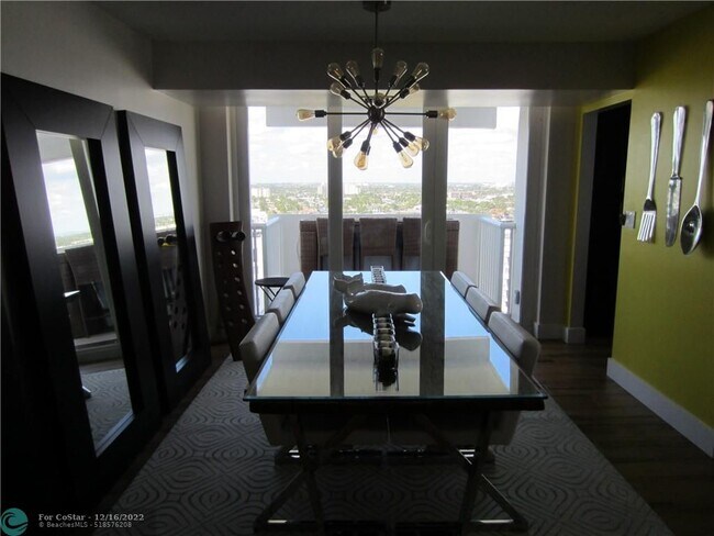 Building Photo - 1370 S Ocean Blvd