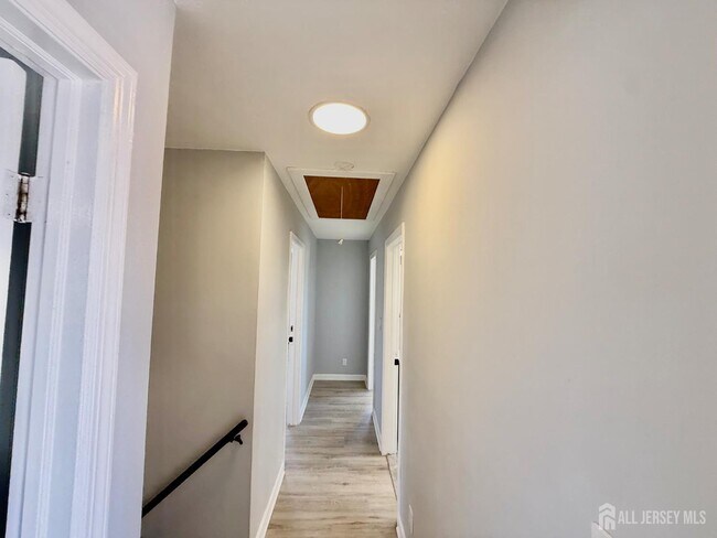 Building Photo - 35 Fiat Ave