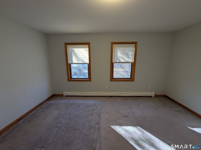 Building Photo - 998 Campbell Ave