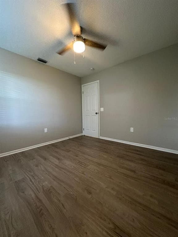 Building Photo - 147 Almond Rd