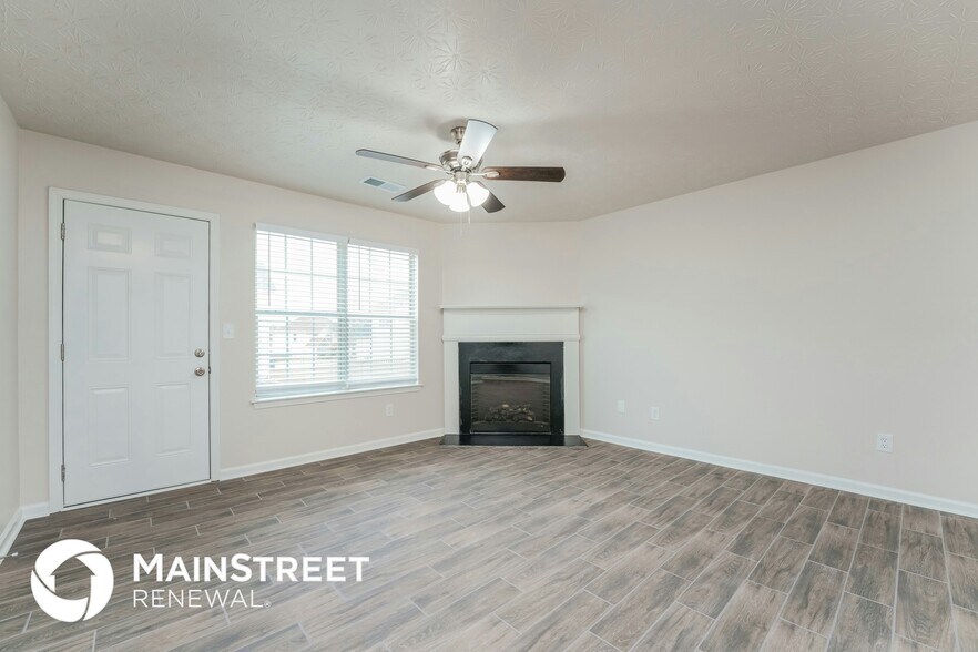 Building Photo - 15 Emerson Trail