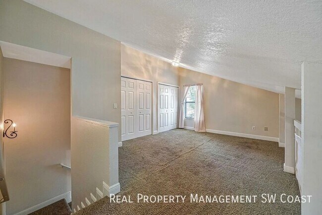 Building Photo - 7493 Pebble Beach Rd