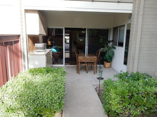 Building Photo - 6125 E Indian School Rd