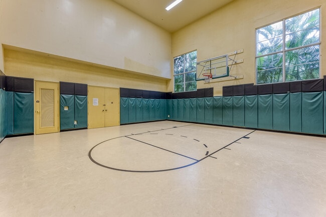 Building Photo - 1660 Renaissance Commons Blvd