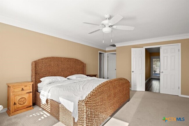 Building Photo - 6108 Cape Coral Dr