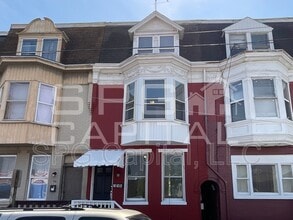 Building Photo - 156 Hamilton Ave