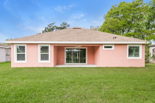 Building Photo - 5468 Chestnut Ridge Rd