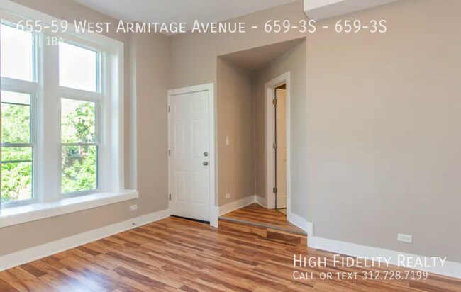 Building Photo - 655 W Armitage Ave