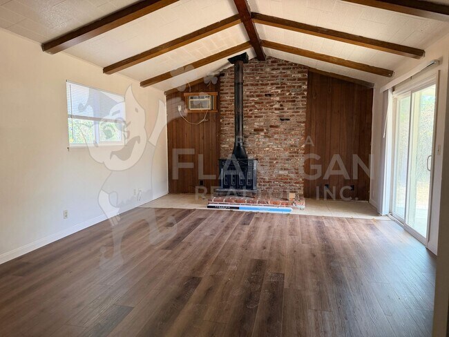 Building Photo - 2678 Hoover Ct