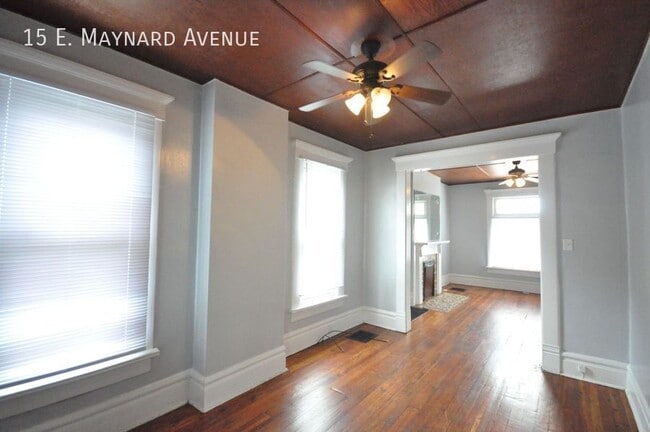 Building Photo - 15 E Maynard Ave