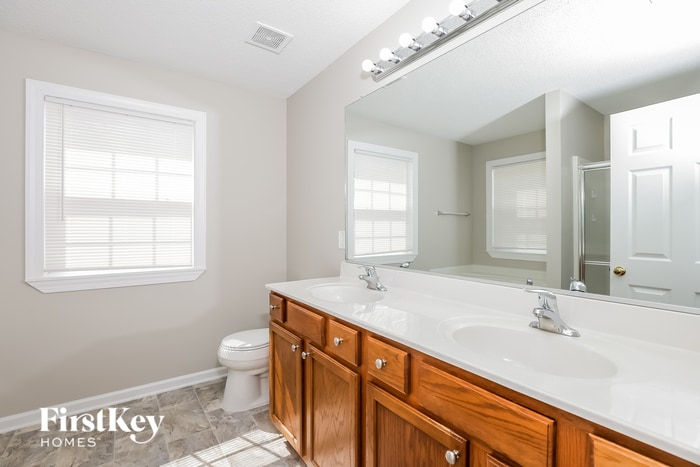 Building Photo - 8709 Gooch Ct