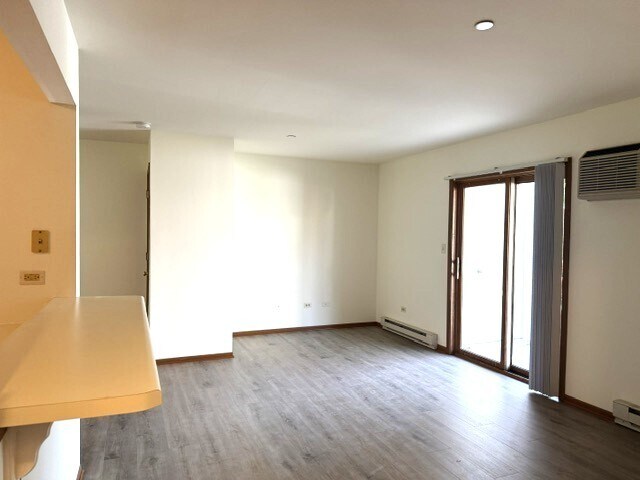 Building Photo - 1303 Cunat Ct