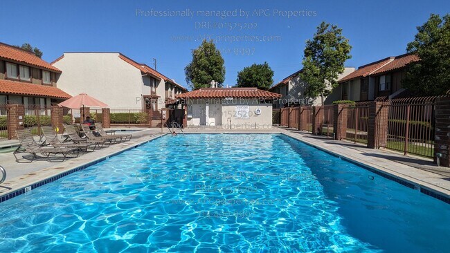 Building Photo - 4800 Daroca Way