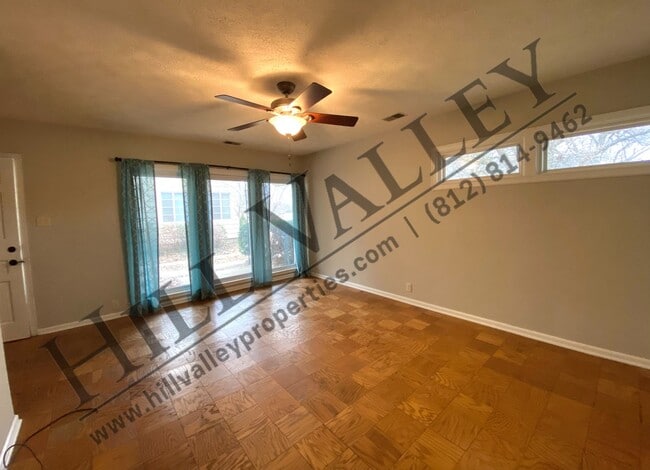 Building Photo - Two Bedroom Home East