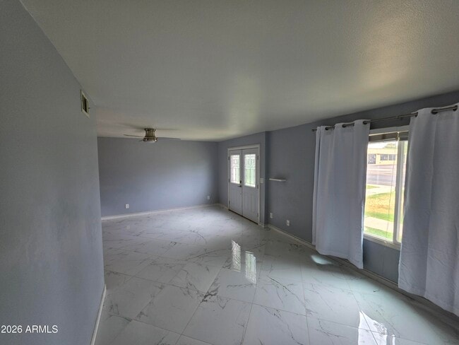 Building Photo - 8407 E Chaparral Rd