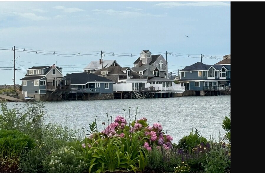 Primary Photo - 1093 Nantasket Ave