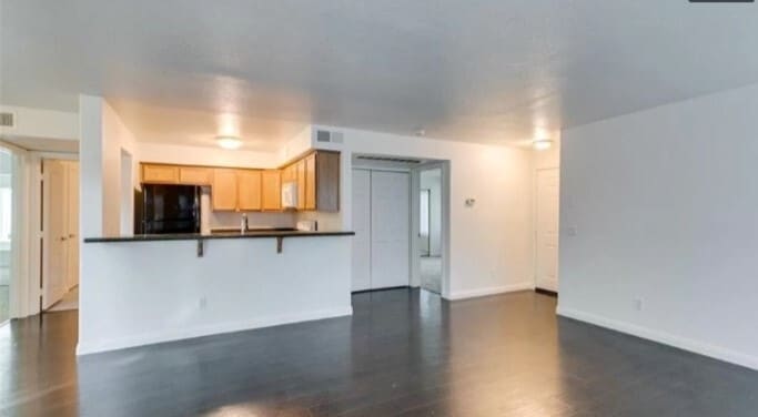 Building Photo - 3145 E Flamingo Rd