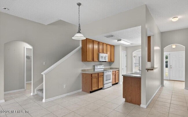 Building Photo - 9205 Redtail Dr