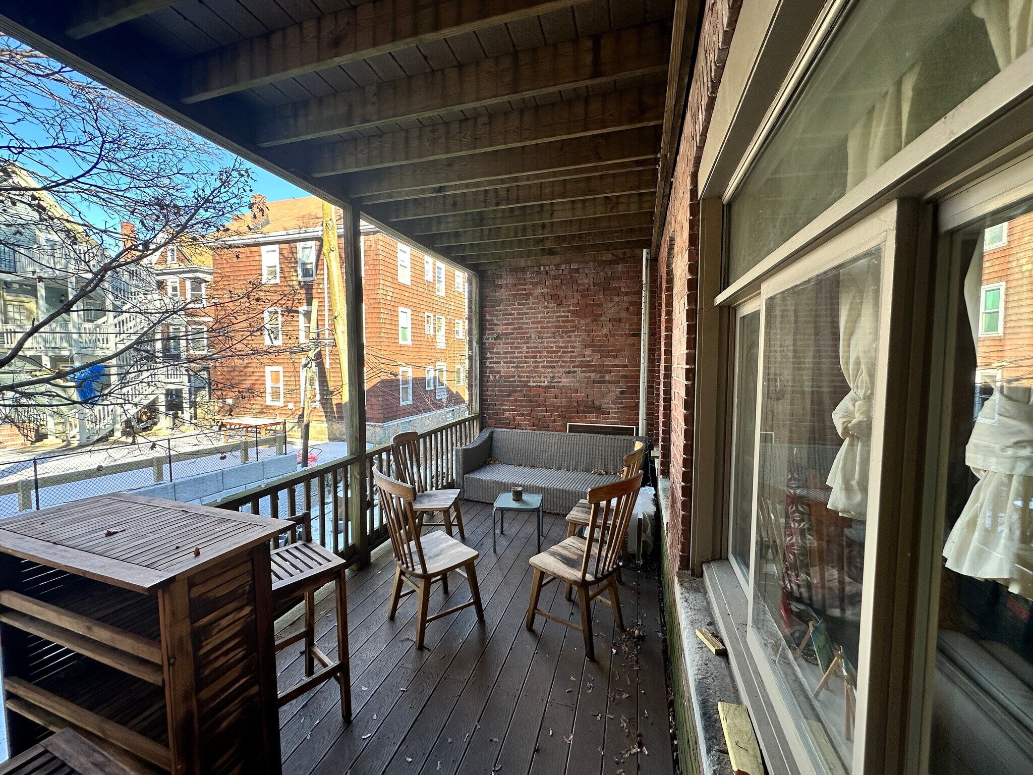 Building Photo - 71 Pontiac St