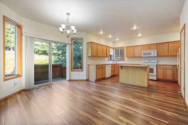 Building Photo - Charming 4-Bedroom Home on Tumwater Hill –...