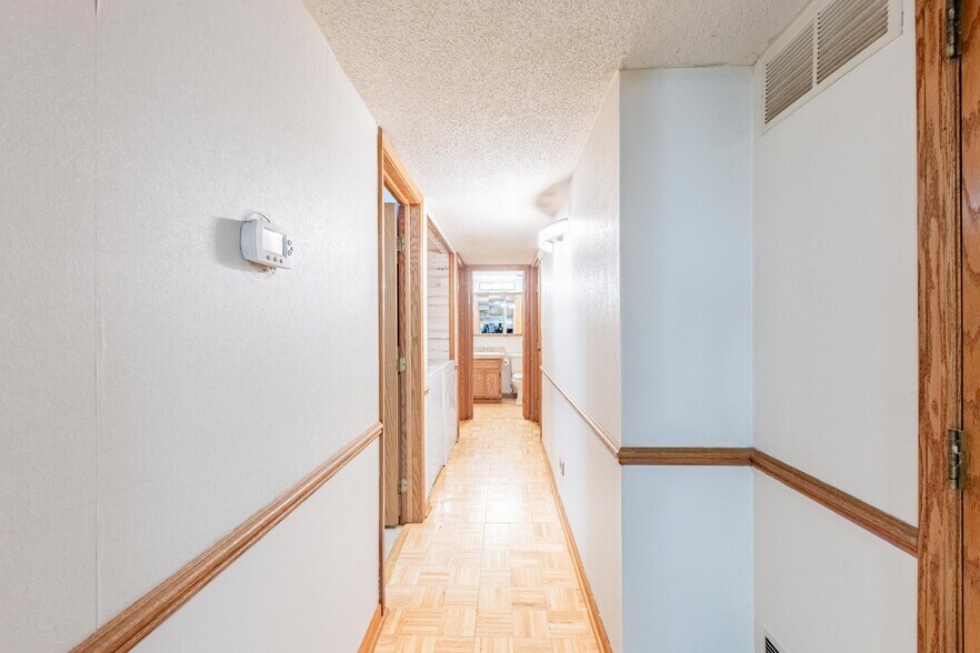 Building Photo - 3103 Grove Ave