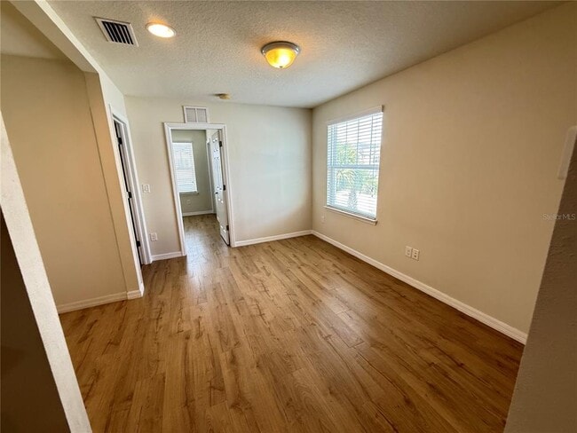 Building Photo - 9154 Hillcroft Dr