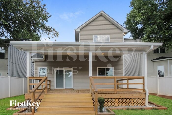 Building Photo - 9220 Ducati Ln