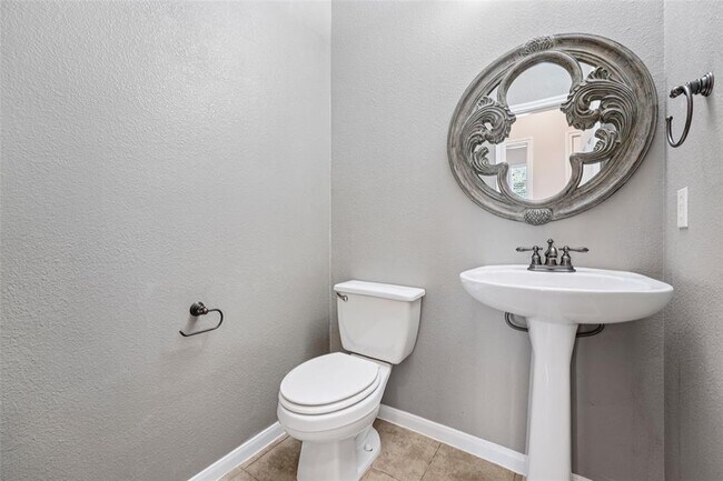 Building Photo - 149 Dolomite Dr