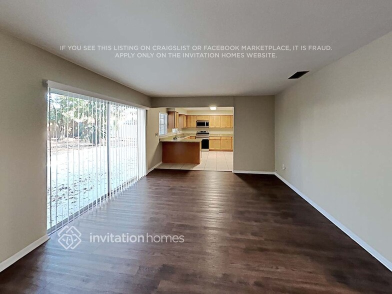 Building Photo - 23203 Lucerne Pl