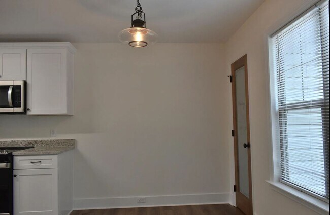 Building Photo - Rental in Ooltewah - 3 Bedrooms + Finished Basement